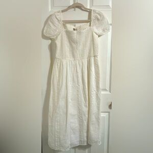 White loft dress